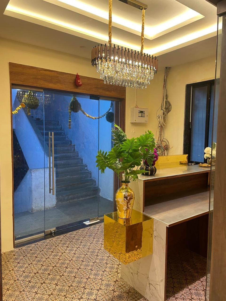 Hotel Sai Palace- Near Tata Memorial Hospital Mumbai Kültér fotó